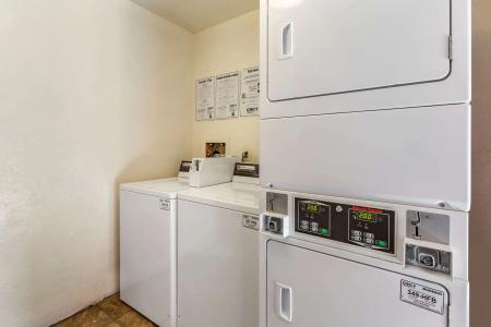 Comfort Suites At Sabino Canyon - 33