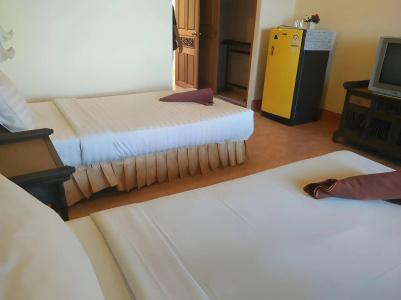 Baan Hill Phuket - 4