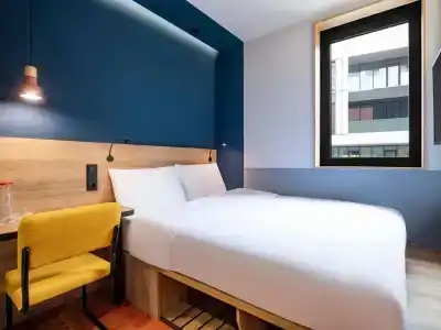 Ibis Styles Tbilisi Mziuri Park - 7