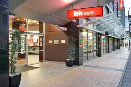 ibis - 0