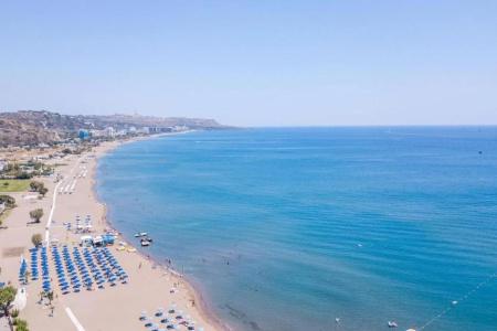 Atma Beach Rooms & Suites - 13