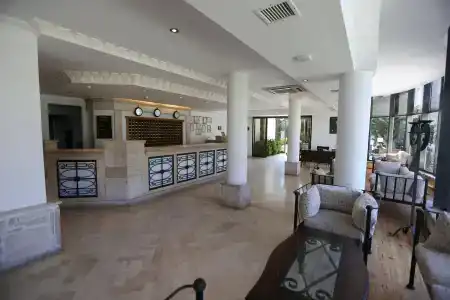 Izer Beach Club - 0