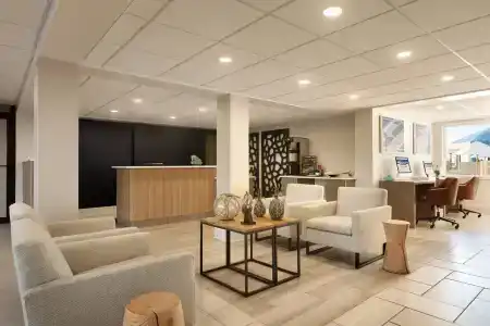 Surfbreak Oceanfront, Ascend Collection - 1