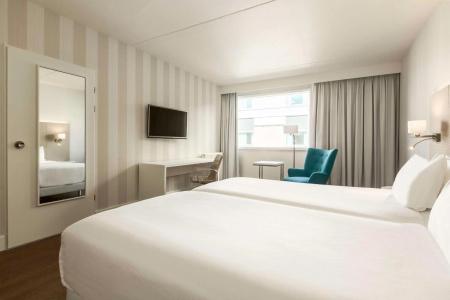 NH Amsterdam Schiphol Airport - 4