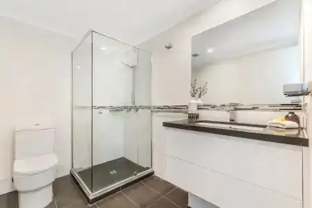 Noosa Tropicana - 90
