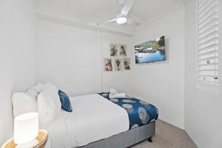 Crystal Bay On The Broadwater - 246