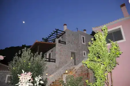 Dio Guesthouses - 141