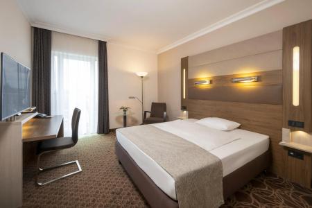 Park Inn by Radisson Köln City West - 65