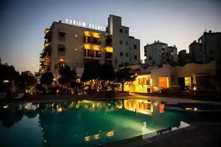 Curium Palace - 19
