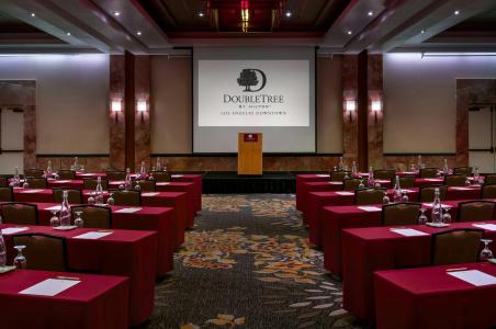 Doubletree by Hilton Los Angeles Downtown - 37