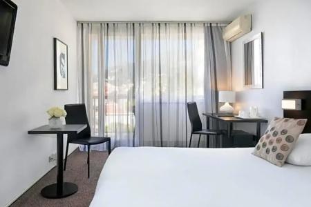 Best Western Mediterranee Menton - 59
