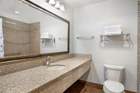 Best Western Plus Yosemite Gateway Inn - 61