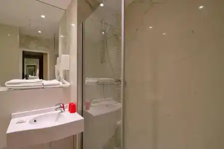 Hôtel Hor Les Lumières - 29