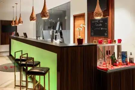 Amedia Plaza Dresden - 13