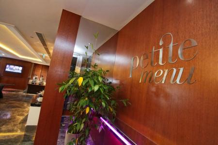 Aqueen Paya Lebar (Sg Clean, Staycation Approved) - 1
