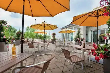 Hilton Garden Inn Montreal Airport - 18