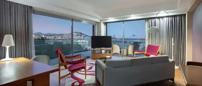 DoubleTree by Hilton Kusadasi - 6