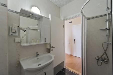 Premier Inn City - 9