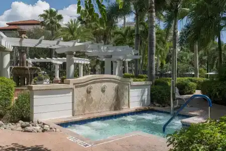Marriott Lakeshore Reserve - 39