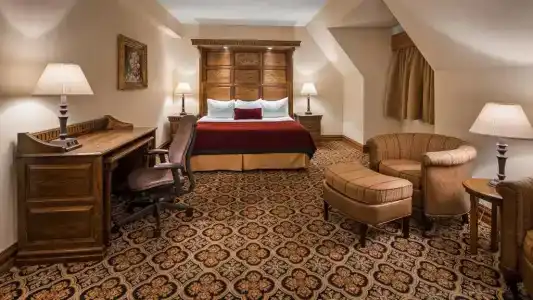 Best Western Premier Mariemont Inn - 31