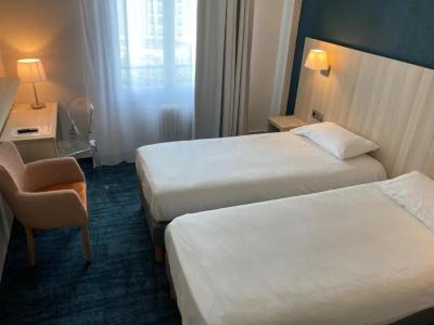 Quality Hôtel Christina Lourdes - 61