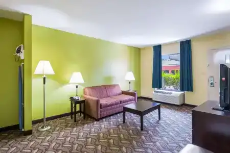 Quality Inn-Central Park Area - 74