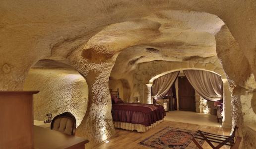Golden Cave Suites - 81