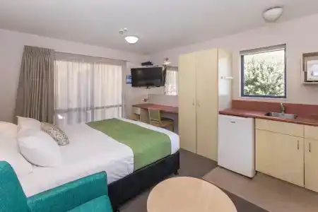 Bella Vista - 76