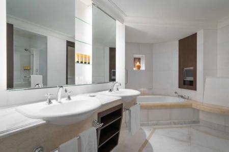 Shangri-La Singapore (SG Clean, Staycation Approved) - 94