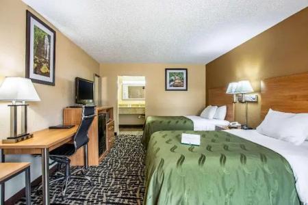 Quality Inn - 44