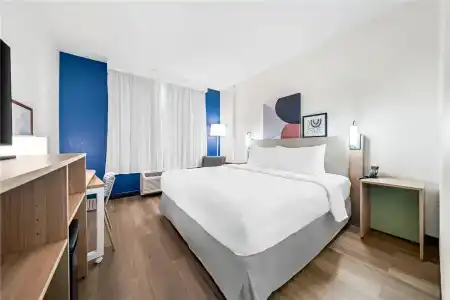 Quality Inn & Suites Near the Theme Parks - 27