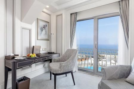 Les Ambassadeurs Ultra Luxury Beachfront Resort & Maldives Villas & Casino & Yacht Marina - 33