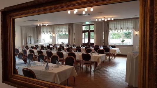 Schollers Restaurant & - 22