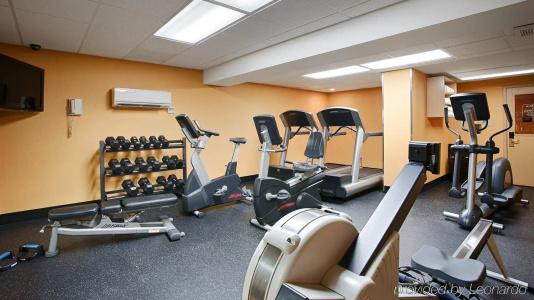 Best Western Plus Suites Downtown - 17