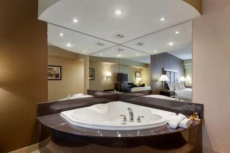 Best Western Plus Inn & Suites - 72