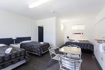 Wynnum Anchor - 21