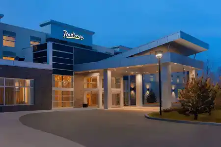 Radisson & Conference Center Airport East - 0