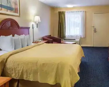 Quality Inn Little Creek - 51