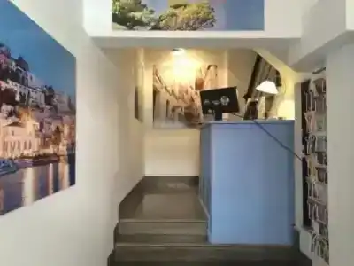 Costa - 10