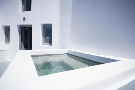 Ikies Santorini - 11
