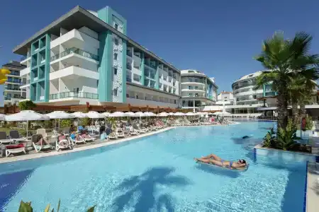 Sea Shell & Spa - 2