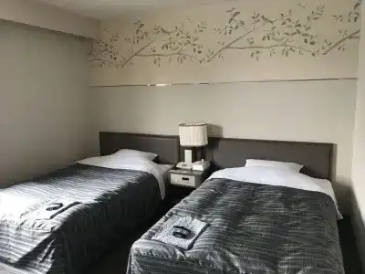 Heart Inn - 56