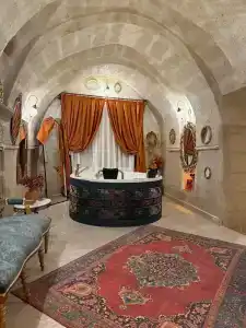 Serenus Cave Suites - 13