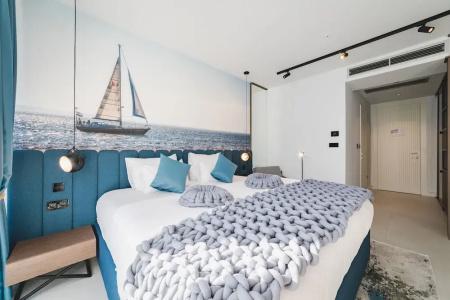 Aurel Coast - 41