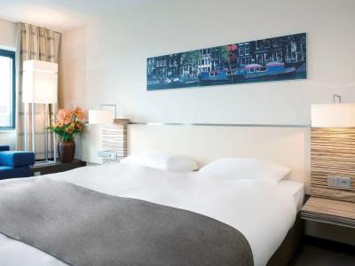Mövenpick Amsterdam City Centre - 2