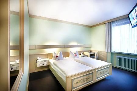Hannover Airport by Premiere Classe - 28