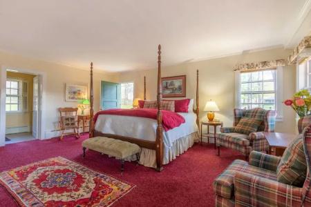 Wilburton Inn - 153