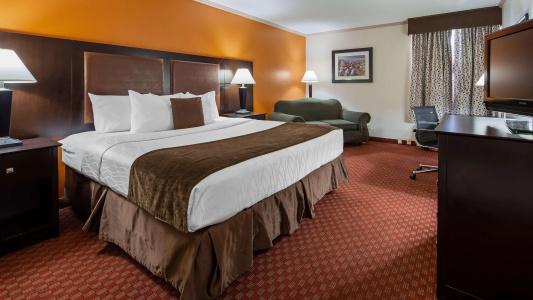 Best Western Plus Windsor Inn - 1