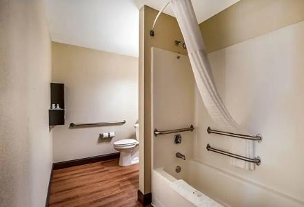 Quality Inn & Suites Fort Gordon - 41