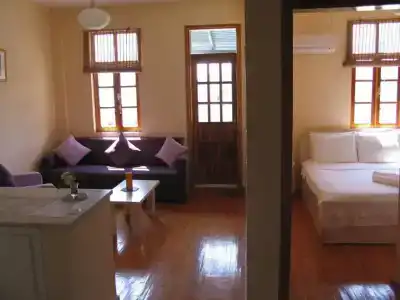 Pasha Apart - 6